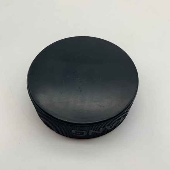 Vintage New York Islanders National Hockey League Collectible Puck - Picture 5 of 10